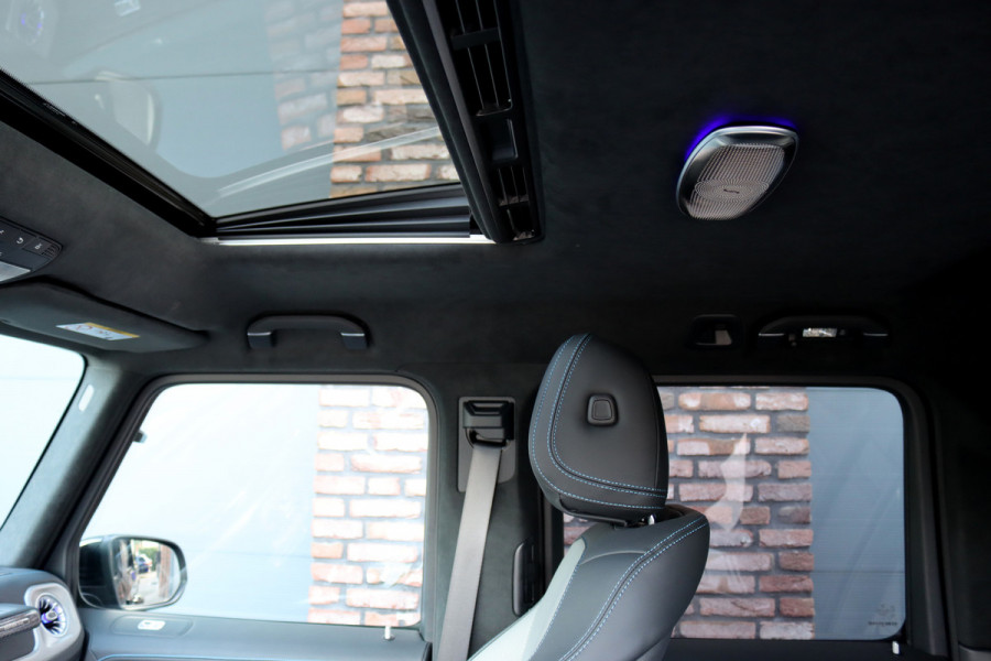 Mercedes-Benz G-Klasse 580 Edition One 116 kWh | Schuifdak | Distronic | Multicontourstoelen | Burmester | Nappa Leder | Surround Camera | Augmented Reality | Keyless Go |