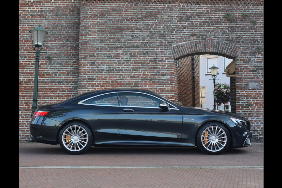 Mercedes-Benz S-Klasse 65 AMG Coupe | Swarovski - Pano - Burmester - Massage
