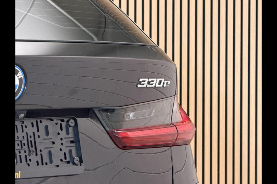 BMW 3 Serie Touring 330e Plugin Hybrid 292PK Aut. M-Sport | Navi | Trekhaak | Camera | Incl. garantie