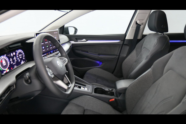 Volkswagen Golf 1.5 eHybrid 204pk Life Edition DSG | Panoramadak | Stoel+Stuurverwarming | Camera Demo Jesse