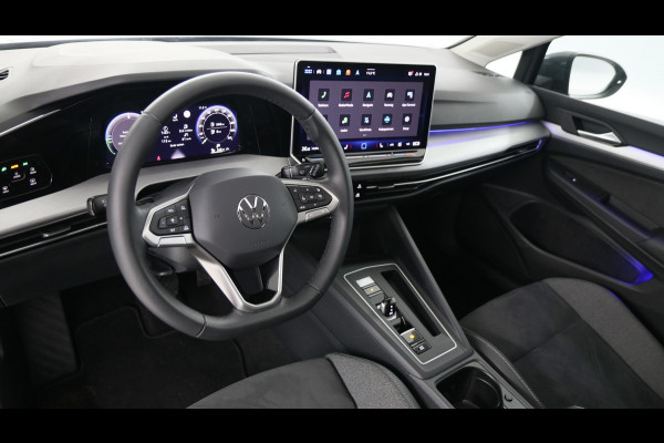 Volkswagen Golf 1.5 eHybrid 204pk Life Edition DSG | Panoramadak | Stoel+Stuurverwarming | Camera Demo Jesse