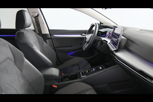 Volkswagen Golf 1.5 eHybrid 204pk Life Edition DSG | Panoramadak | Stoel+Stuurverwarming | Camera Demo Jesse