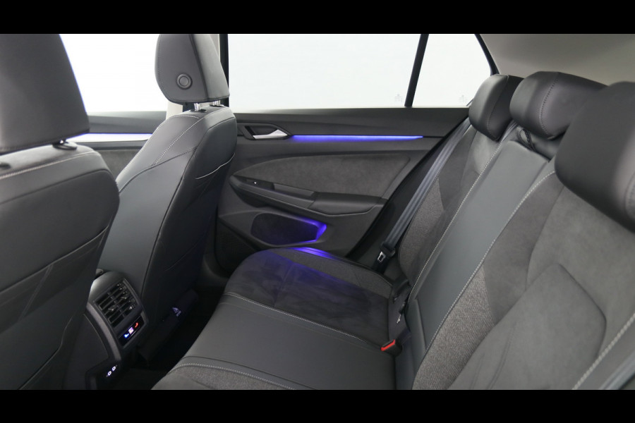 Volkswagen Golf 1.5 eHybrid 204pk Life Edition DSG | Panoramadak | Stoel+Stuurverwarming | Camera Demo Jesse