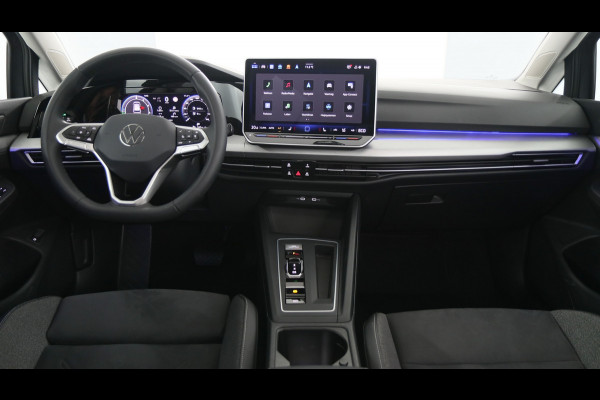 Volkswagen Golf 1.5 eHybrid 204pk Life Edition DSG | Panoramadak | Stoel+Stuurverwarming | Camera Demo Jesse