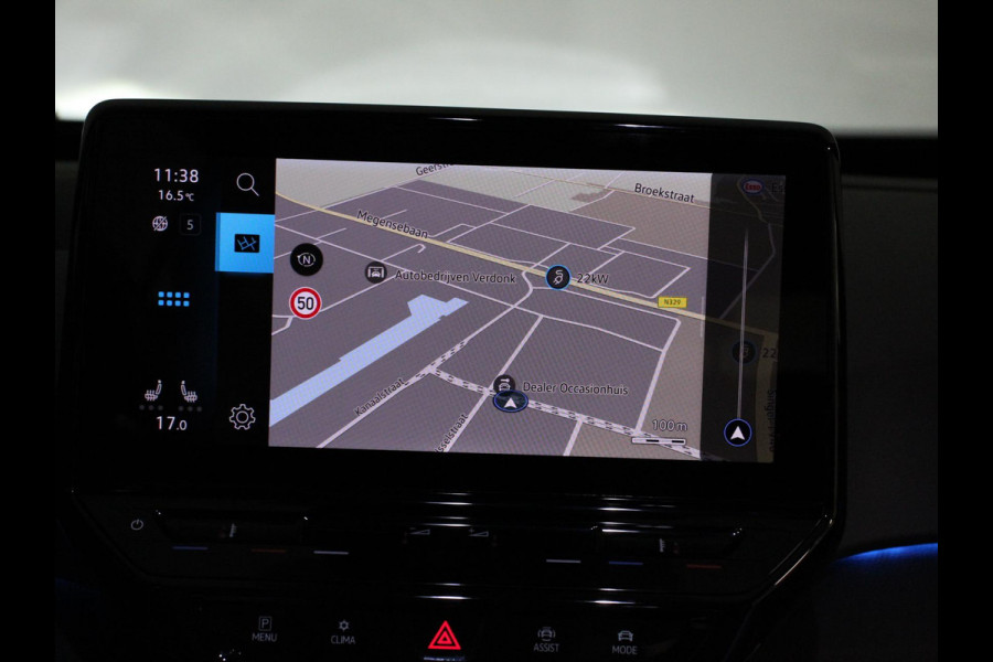 Volkswagen ID.3 Pro 58 kWh SOH 92% Navigatie Apple CarPlay Android Auto Parkeerhulp Adaptive Cruise Control Stoel- en stuurverwarming Full Led Climate Control Lichtmetalen velgen