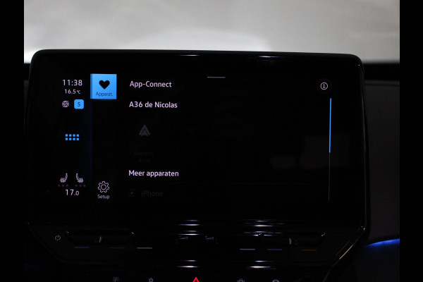 Volkswagen ID.3 Pro 58 kWh SOH 92% Navigatie Apple CarPlay Android Auto Parkeerhulp Adaptive Cruise Control Stoel- en stuurverwarming Full Led Climate Control Lichtmetalen velgen