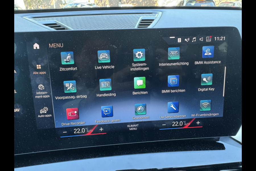 BMW X1 xDrive25e X-Line High Executive PHEV | VAN: 35.900,- VOOR: 32.877,- UW HERFSTVOORDEEL: 3.023,- | HEAD UP DISPLAY | LEDER | STOELVERWARMING| COMFORT ACCESS| ELEK. ACHTERKLEP| ELEK. WEGKLAPBARE TREKHAAK| HUD| 360 CAMERA| APPLE CARPLAY