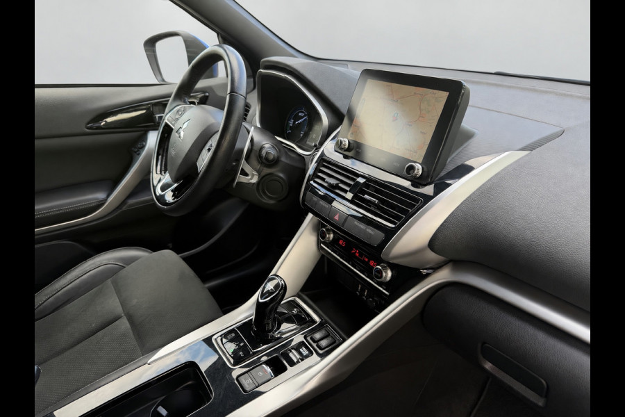 Mitsubishi Eclipse Cross 2.4 PHEV Intense+, trekhaak, stoelverwarming, achteruitrijcamera, vele opties
