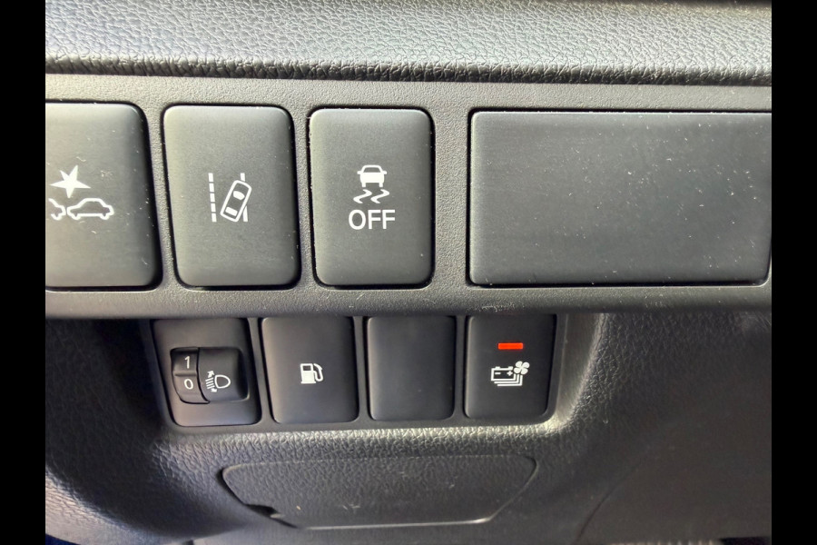 Mitsubishi Eclipse Cross 2.4 PHEV Intense+, trekhaak, stoelverwarming, achteruitrijcamera, vele opties