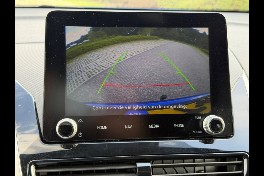Mitsubishi Eclipse Cross 2.4 PHEV Intense+, trekhaak, stoelverwarming, achteruitrijcamera, vele opties