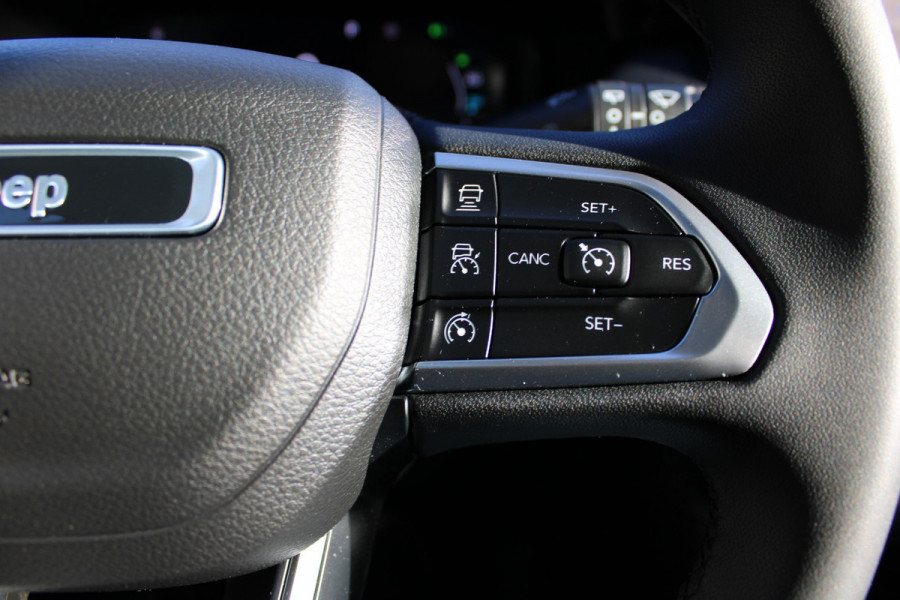 Jeep Compass 4xe 190 Plug-in Hybrid Electric Night Eagle Aut. NAVI / LEER / CAMERA