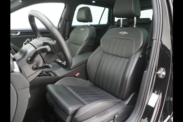 Škoda Superb Combi 1.4 TSI iV Laurin & Klement | Panoramadak | Leder | Trekhaak | Massage | 360 | Canton | Memory | Carplay