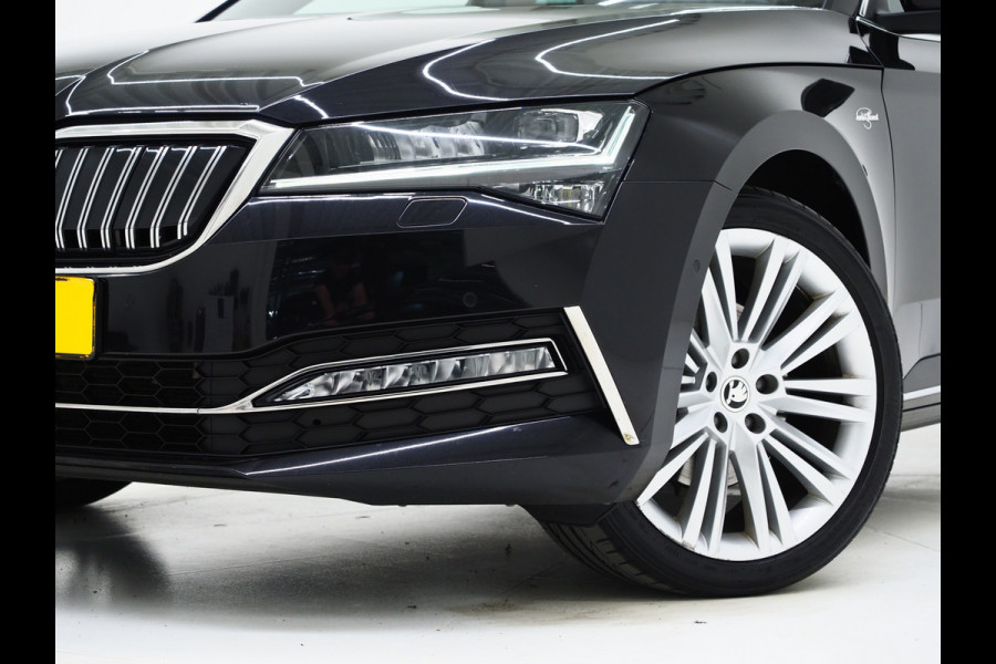 Škoda Superb Combi 1.4 TSI iV Laurin & Klement | Panoramadak | Leder | Trekhaak | Massage | 360 | Canton | Memory | Carplay