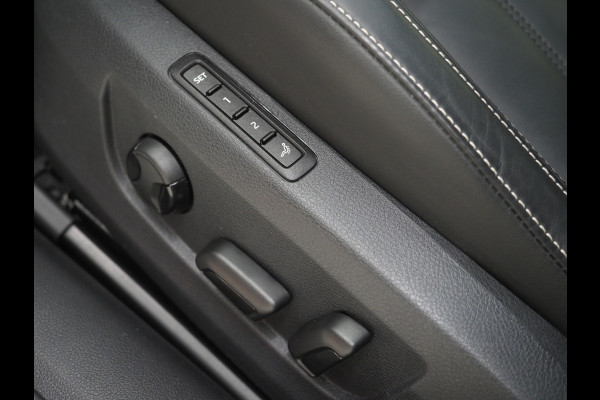 Škoda Superb Combi 1.4 TSI iV Laurin & Klement | Panoramadak | Leder | Trekhaak | Massage | 360 | Canton | Memory | Carplay