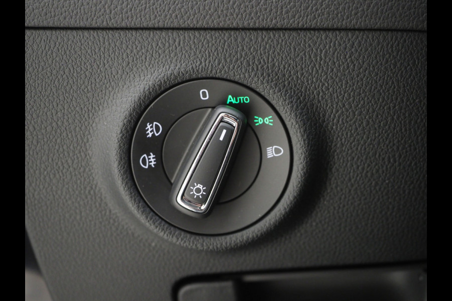 Škoda Superb Combi 1.4 TSI iV Laurin & Klement | Panoramadak | Leder | Trekhaak | Massage | 360 | Canton | Memory | Carplay