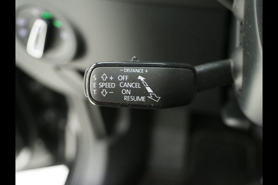Škoda Superb Combi 1.4 TSI iV Laurin & Klement | Panoramadak | Leder | Trekhaak | Massage | 360 | Canton | Memory | Carplay