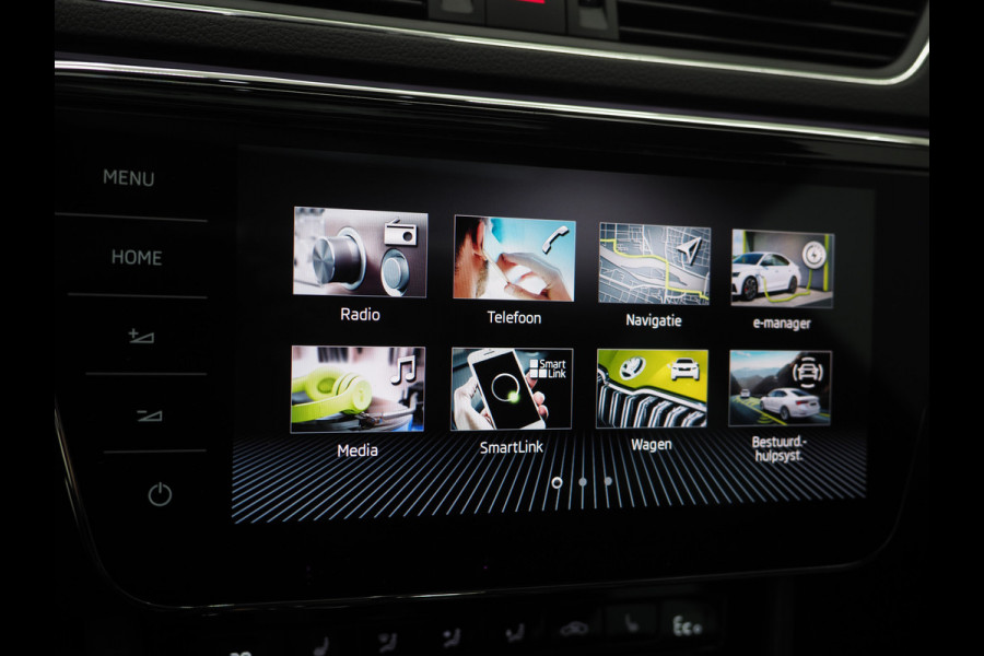 Škoda Superb Combi 1.4 TSI iV Laurin & Klement | Panoramadak | Leder | Trekhaak | Massage | 360 | Canton | Memory | Carplay