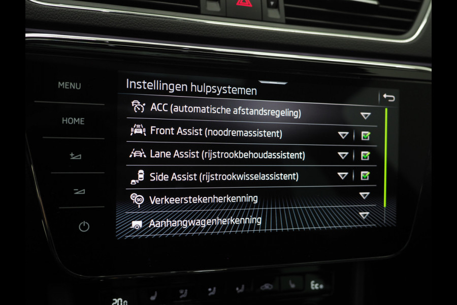 Škoda Superb Combi 1.4 TSI iV Laurin & Klement | Panoramadak | Leder | Trekhaak | Massage | 360 | Canton | Memory | Carplay