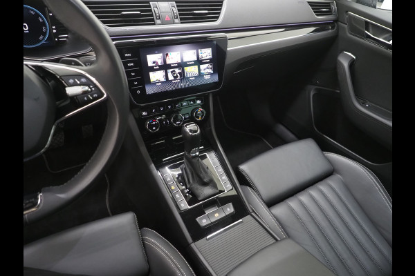 Škoda Superb Combi 1.4 TSI iV Laurin & Klement | Panoramadak | Leder | Trekhaak | Massage | 360 | Canton | Memory | Carplay