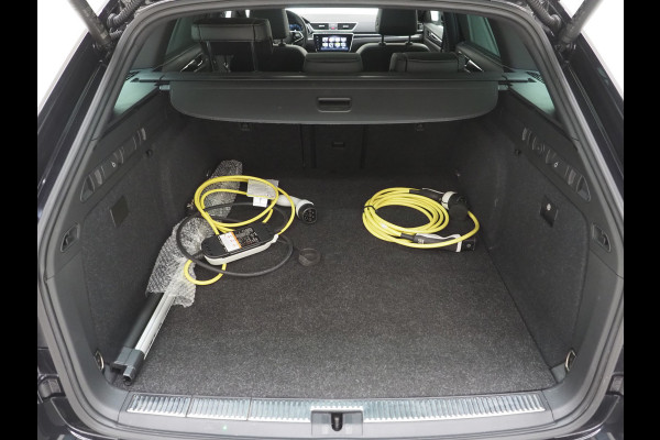 Škoda Superb Combi 1.4 TSI iV Laurin & Klement | Panoramadak | Leder | Trekhaak | Massage | 360 | Canton | Memory | Carplay