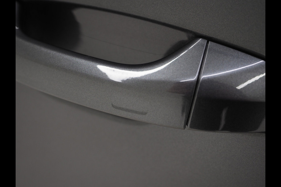 Audi A6 Avant 55 TFSI e quattro Competition Full Black | RS Stoelen | B&O Audio | Sfeerlicht | Memory | Camera | Adaptive Cruise