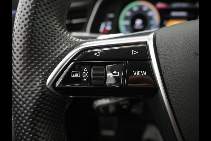 Audi A6 Avant 55 TFSI e quattro Competition Full Black | RS Stoelen | B&O Audio | Sfeerlicht | Memory | Camera | Adaptive Cruise