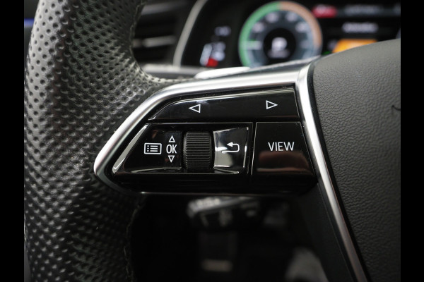 Audi A6 Avant 55 TFSI e quattro Competition Full Black | RS Stoelen | B&O Audio | Sfeerlicht | Memory | Camera | Adaptive Cruise