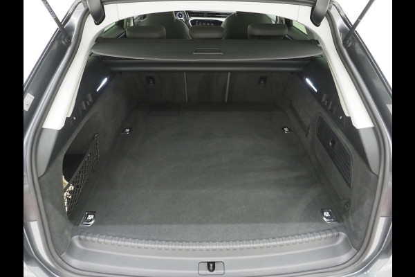 Audi A6 Avant 55 TFSI e quattro Competition Full Black | RS Stoelen | B&O Audio | Sfeerlicht | Memory | Camera | Adaptive Cruise