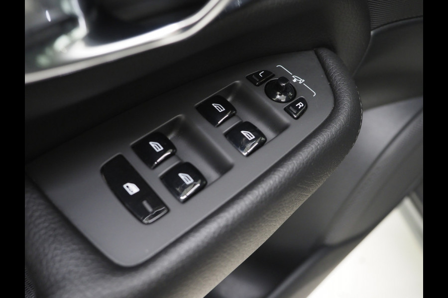 Volvo XC90 2.0 T8 Recharge AWD Inscription 7p Long Range | Leder | Trekhaak | Pilot Assist | Memory | Camera | Keyless | BLIS | Carplay