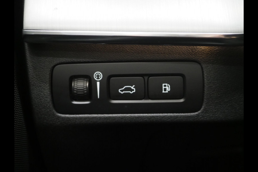 Volvo XC90 2.0 T8 Recharge AWD Inscription 7p Long Range | Leder | Trekhaak | Pilot Assist | Memory | Camera | Keyless | BLIS | Carplay