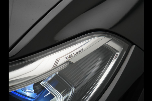 BMW X5 xDrive45e High Executive PHEV 395pk Dealer O.H. | Active Steering | Trekhaak Af Fabriek | Panodak | Luchtvering | Head Up | Adaptive Cruise | 360 Camera | Laser LED | Nappa Lederen Comfortstoelen Memory & Verwarmd | Adaptief Onderstel | Keyless | Sfeerverlichting | Apple Carplay | 21"L.M | Plug In Hybrid |