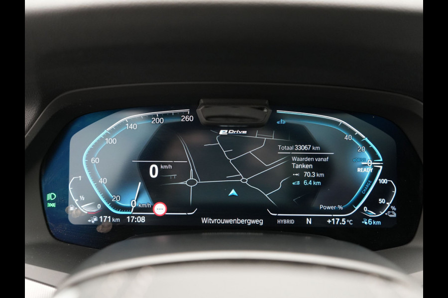 BMW X5 xDrive45e High Executive PHEV 395pk Dealer O.H. | Active Steering | Trekhaak Af Fabriek | Panodak | Luchtvering | Head Up | Adaptive Cruise | 360 Camera | Laser LED | Nappa Lederen Comfortstoelen Memory & Verwarmd | Adaptief Onderstel | Keyless | Sfeerverlichting | Apple Carplay | 21"L.M | Plug In Hybrid |