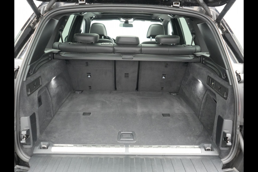 BMW X5 xDrive45e High Executive PHEV 395pk Dealer O.H. | Active Steering | Trekhaak Af Fabriek | Panodak | Luchtvering | Head Up | Adaptive Cruise | 360 Camera | Laser LED | Nappa Lederen Comfortstoelen Memory & Verwarmd | Adaptief Onderstel | Keyless | Sfeerverlichting | Apple Carplay | 21"L.M | Plug In Hybrid |
