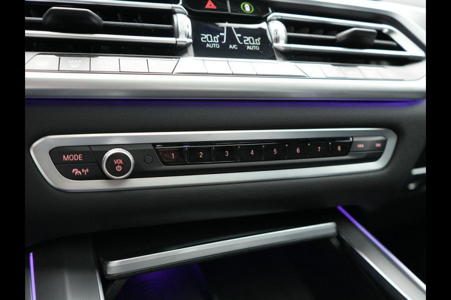 BMW X5 xDrive45e High Executive PHEV 395pk Dealer O.H. | Active Steering | Trekhaak Af Fabriek | Panodak | Luchtvering | Head Up | Adaptive Cruise | 360 Camera | Laser LED | Nappa Lederen Comfortstoelen Memory & Verwarmd | Adaptief Onderstel | Keyless | Sfeerverlichting | Apple Carplay | 21"L.M | Plug In Hybrid |