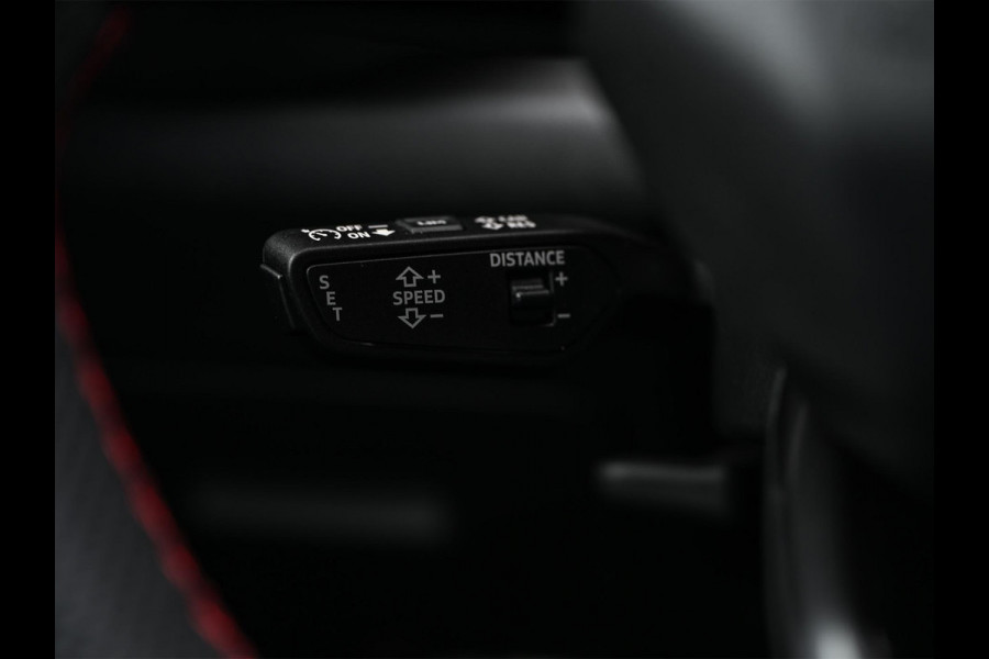 Audi Q5 E-Hybrid quattro 270KW S edition Competition | Wordt Verwacht! | Panoramadak | 5 Jr Garantie | Luchtvering | B&O | 360 Camera | Adaptive Cruise | Memory Seat | Ambiance Interieur | Stoelverwarming V+A | Stuurverwarming | Trekhaak |