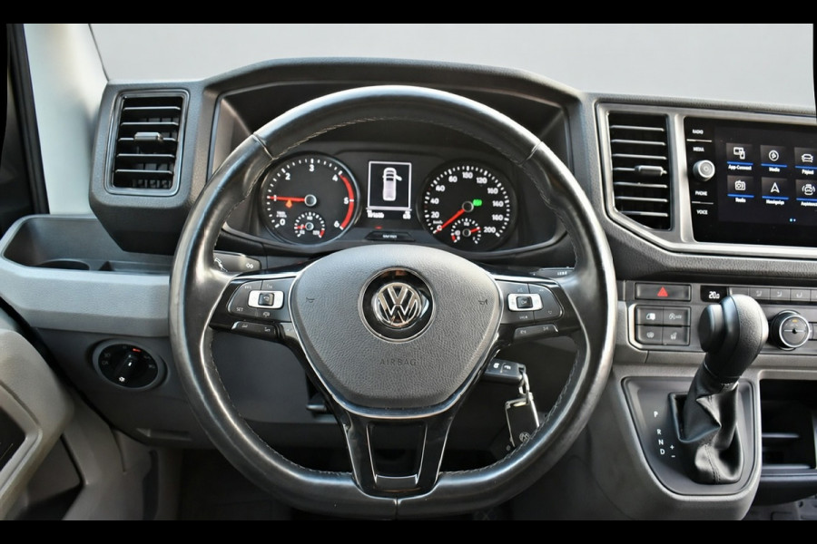 Volkswagen Crafter 35 2.0 TDI L3H2 PB Edition Adaptieve Cruise, Camera, Carplay, LED, Multimedia, 177pk, Automaat, Clima, Trekhaak, Uniek!