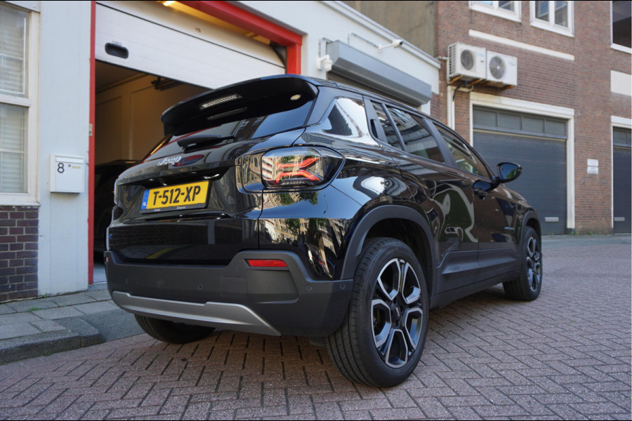 Jeep Avenger Black Edition 54 kWh | Sfeer | Apple | 360 | Adaptive + lane | Navi | Stoelverwarming | NL auto