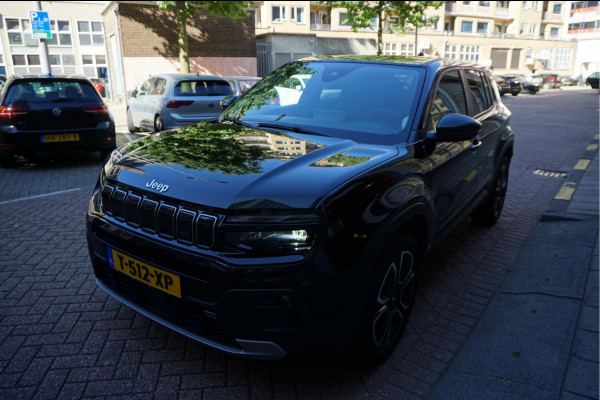 Jeep Avenger Black Edition 54 kWh | Sfeer | Apple | 360 | Adaptive + lane | Navi | Stoelverwarming | NL auto