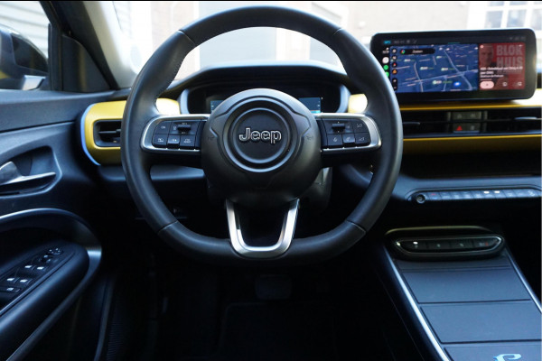 Jeep Avenger Black Edition 54 kWh | Sfeer | Apple | 360 | Adaptive + lane | Navi | Stoelverwarming | NL auto