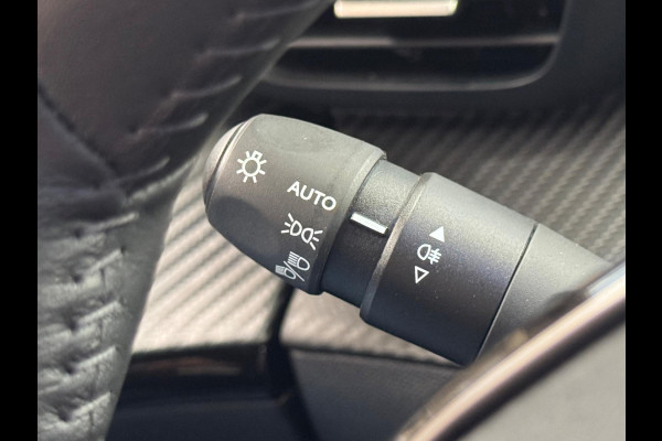Peugeot 2008 1.2 Hybrid 145 Allure | 360 camera | Dodehoekdet. | Prijs is rijklaar