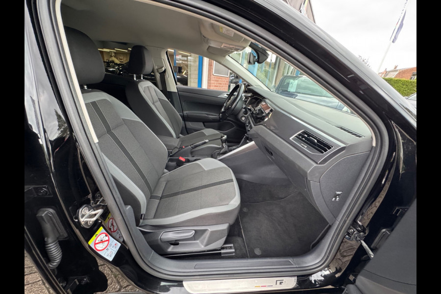 Volkswagen Polo 1.0 TSI Highline Business R 2019 NAVI NAP!
