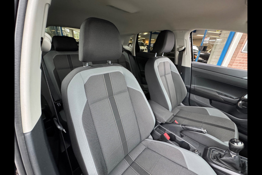 Volkswagen Polo 1.0 TSI Highline Business R 2019 NAVI NAP!