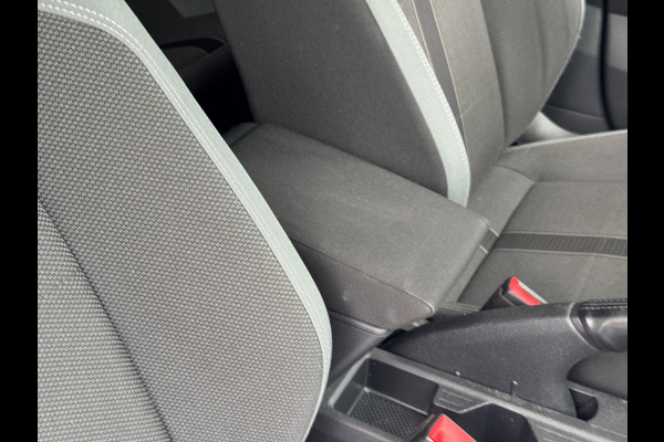 Volkswagen Polo 1.0 TSI Highline Business R 2019 NAVI NAP!