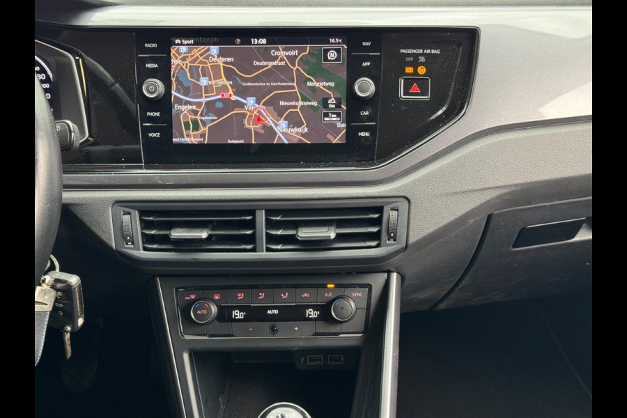 Volkswagen Polo 1.0 TSI Highline Business R 2019 NAVI NAP!