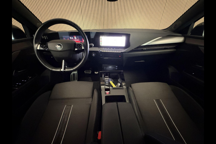 Opel Astra 1.2 Turbo 130PK Aut. Elegance Black Pakket | 360 Camera | Carplay | AGR | Stoelverw. | Incl. garantie