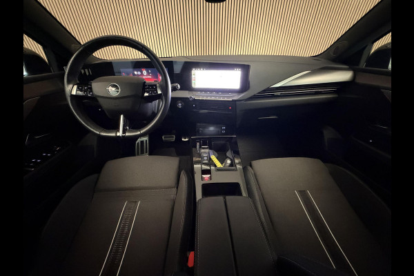 Opel Astra 1.2 Turbo 130PK Aut. Elegance Black Pakket | 360 Camera | Carplay | AGR | Stoelverw. | Incl. garantie