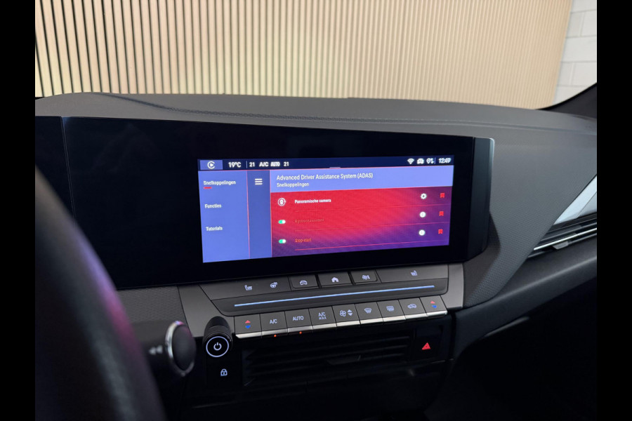 Opel Astra 1.2 Turbo 130PK Aut. Elegance Black Pakket | 360 Camera | Carplay | AGR | Stoelverw. | Incl. garantie