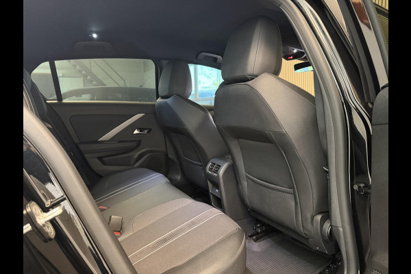 Opel Astra 1.2 Turbo 130PK Aut. Elegance Black Pakket | 360 Camera | Carplay | AGR | Stoelverw. | Incl. garantie