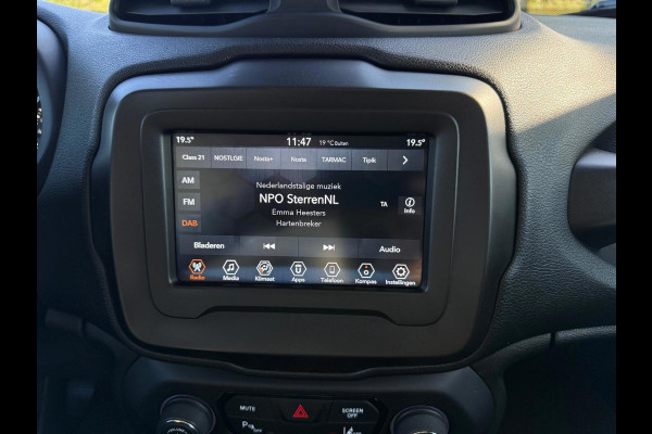 Jeep Renegade 1.0T Limited sport, electrisch glazen panoramadak, trekhaak, extra getint glas, parkeersensoren v+a