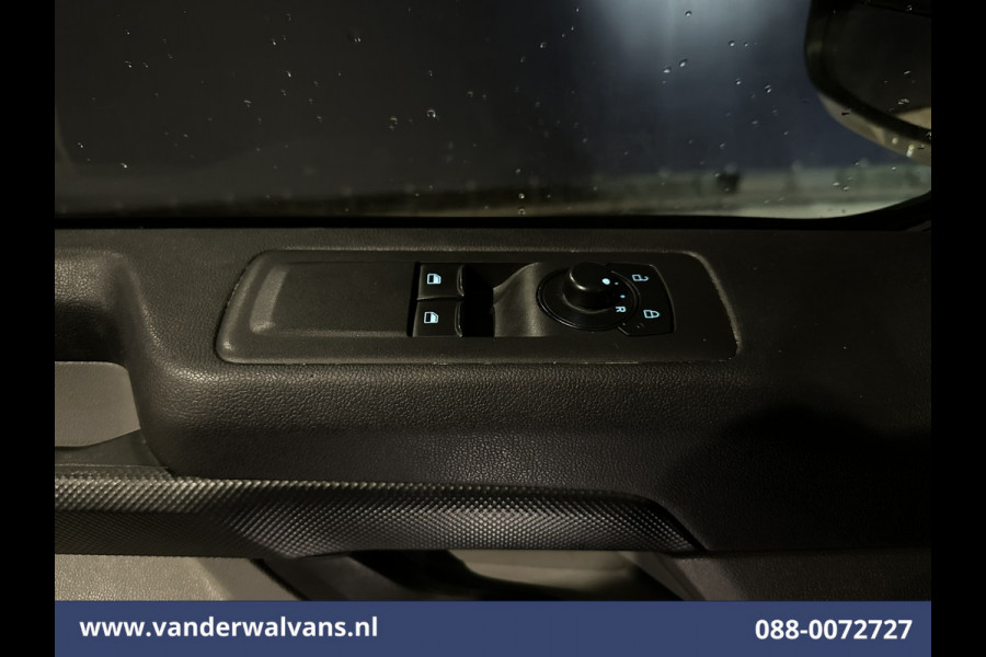 Ford Transit Custom 2.0 TDCI 136pk L2H1 Dubbele Cabine Euro6 Airco | 6-Zits | Camera | Apple Carplay | Cruisecontrol | LED Android Auto, Parkeersensoren, Verwarmde voorruit, Bijrijdersbank, 2800kg trekvermogen